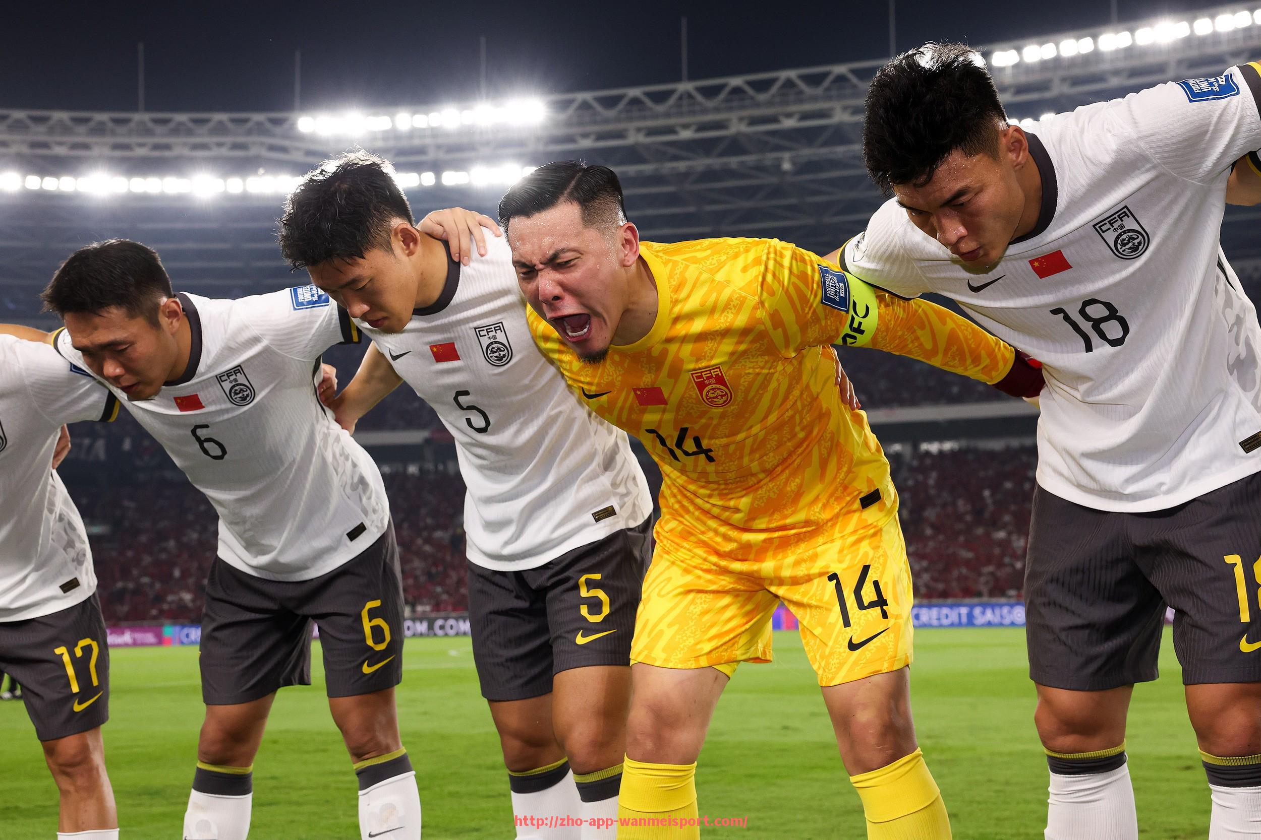 完美体育官方入口-法甲里昂参与的经典赛事及比赛背景解析